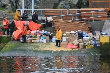 Hafen nach Ablegen des Schiffs